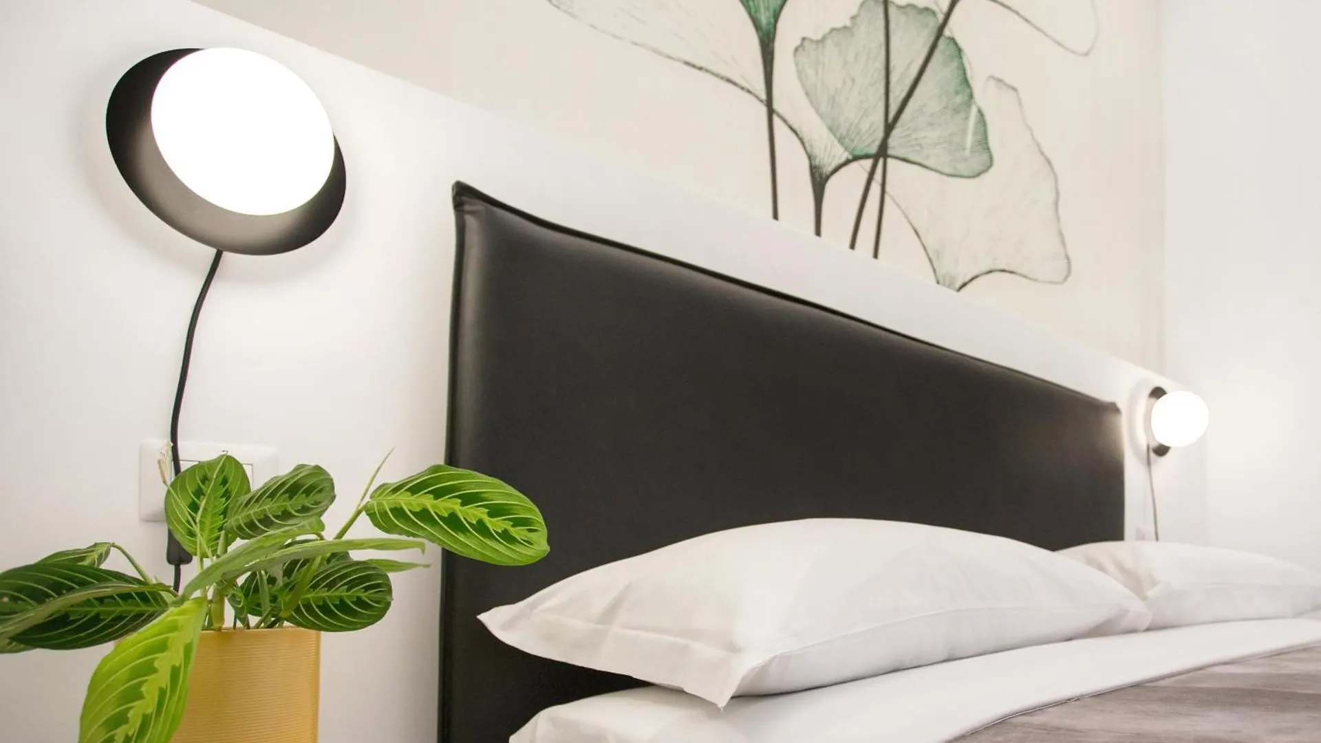 Re Di Roma Luxury Suite Rome