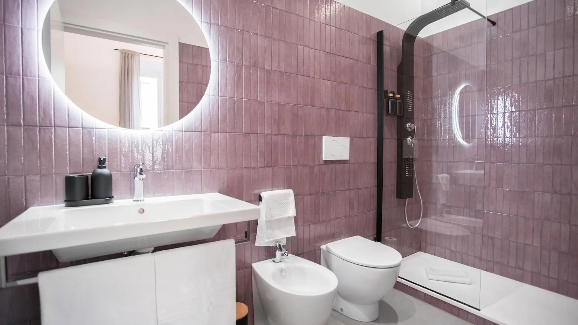 Re Di Roma Luxury Suite Italia